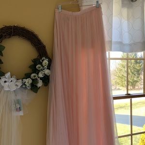 Floor length tule skirt never worn!